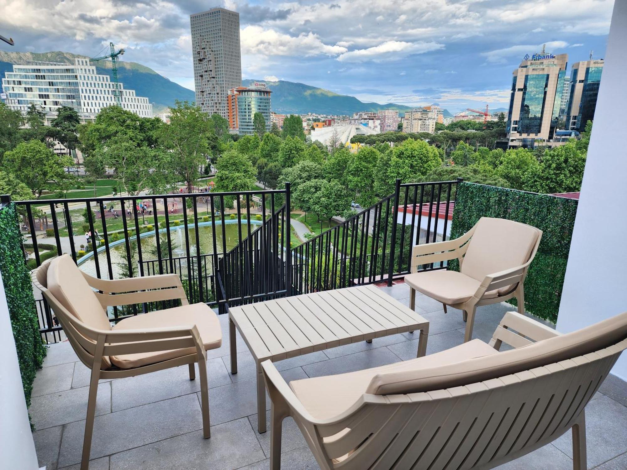 Leilighet Center Penthouse Oasis *